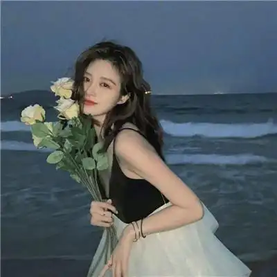 慵懒偏冷淡风女生头像真人图片