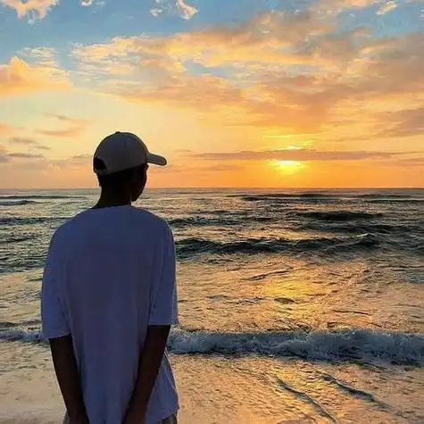 男生的背影头像真实