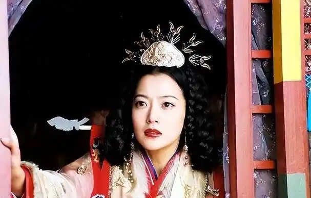 白冰和金喜善长相 从神话到幻城同演一个角色(2)