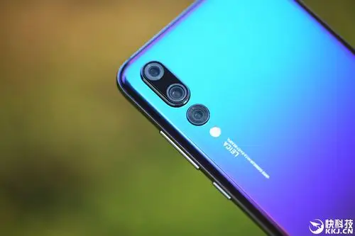 华为p20极光闪蝶版图赏:梦幻