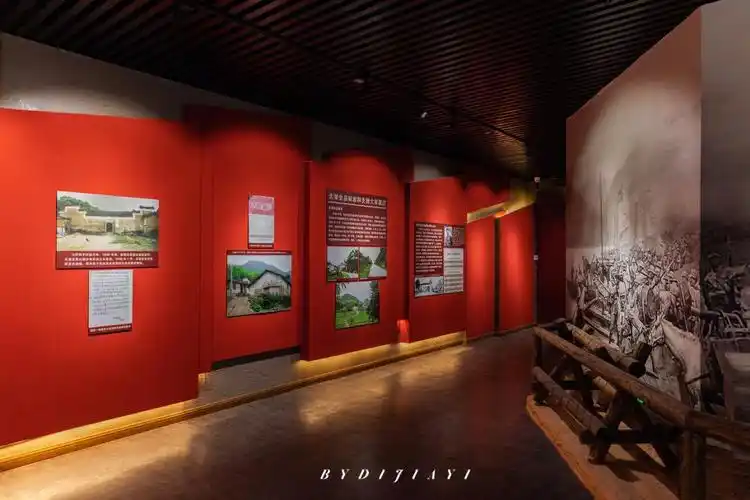 太湖县博物馆太湖县博物馆建成于2011年,是一座仿徽派建筑,现在也是