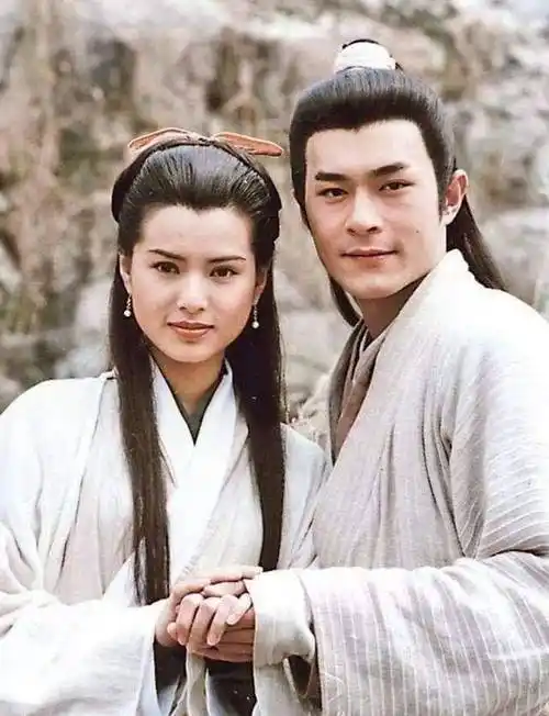 小龙女丢失清白,杨过为何只字不提?小时候看不懂,长大后才明白