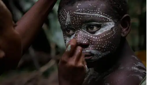 揭秘神秘的俾格米人8岁已发育成熟可生儿育女