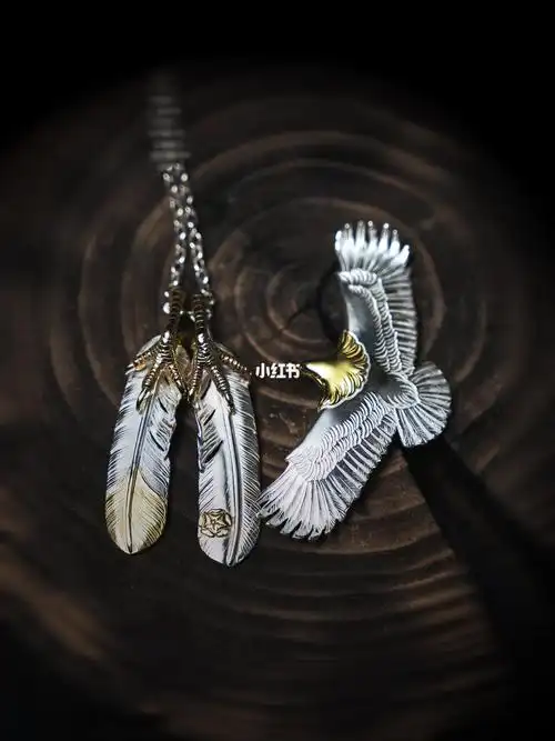 高桥吾郎金头大鹰羽毛套链