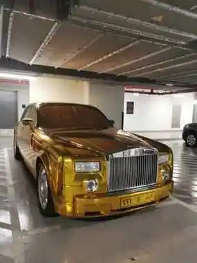 事关这些人黄金劳斯莱斯汽车价格虽然高昂黄金劳斯莱斯汽车价格为什么