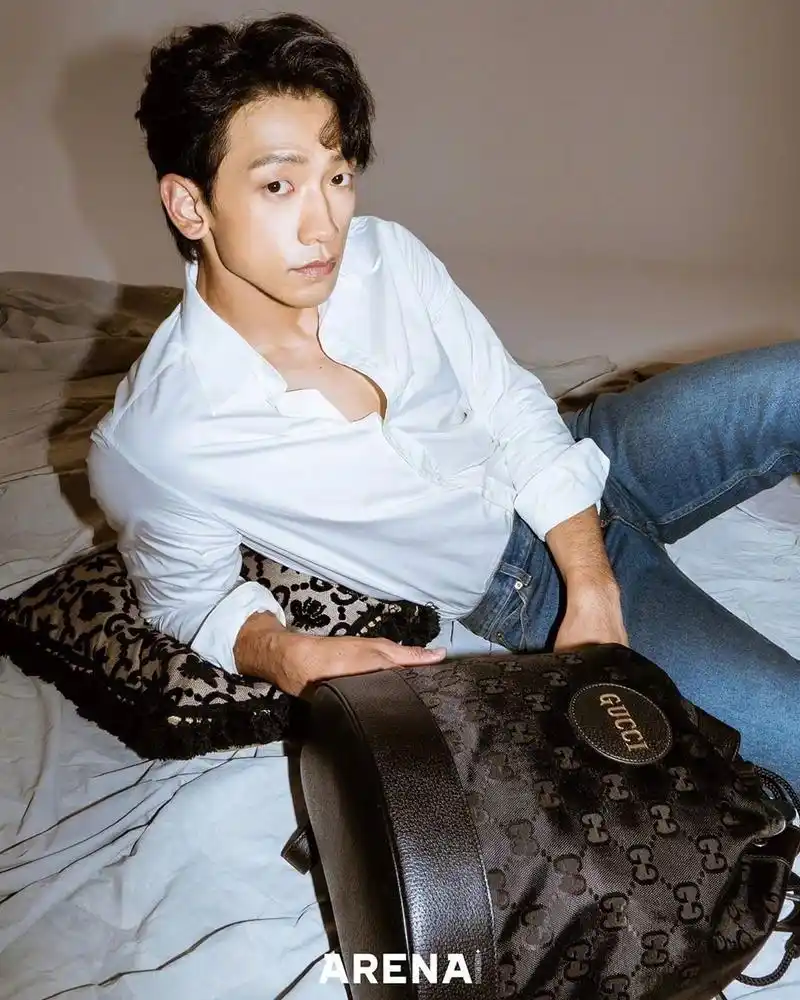 男人的性感来自态度:rain出镜新画报演绎复古绅士