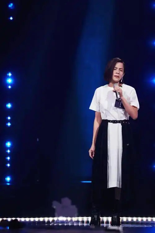 对话"宝藏歌手"江美琪:这是我的一场华丽冒险