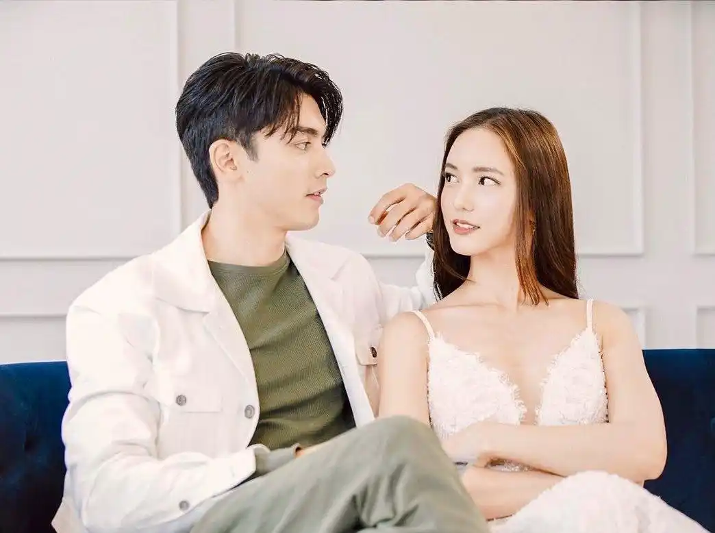 泰剧《珠光璀璨》,pon和bua互撩到心动,配角戏太多致收视低迷