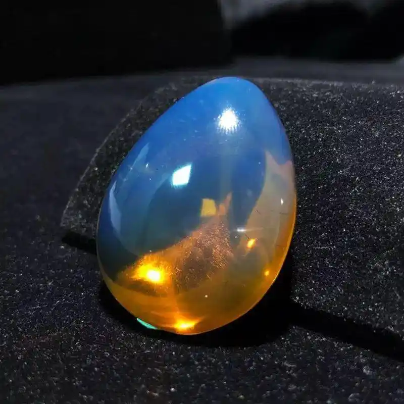 当琥珀遇上蓝色惊艳了时光