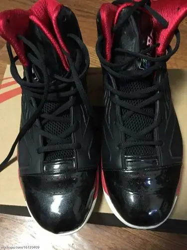 95新 匹克速鹰44码 黑红 7月29日晚23:00 截标 出价散卡