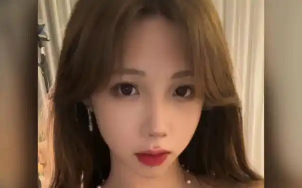 可爱又精致的女装大佬 你认识吗宝宝