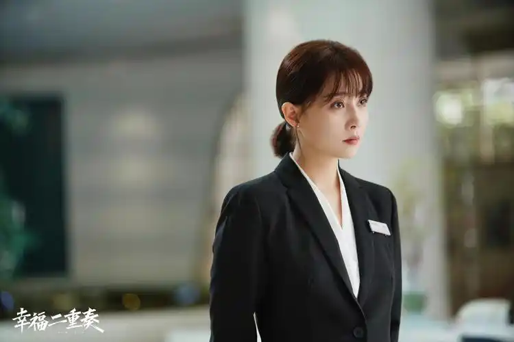 殷桃《幸福二重奏》越看越上瘾收视破一 戏里戏外好状态引网友羡慕