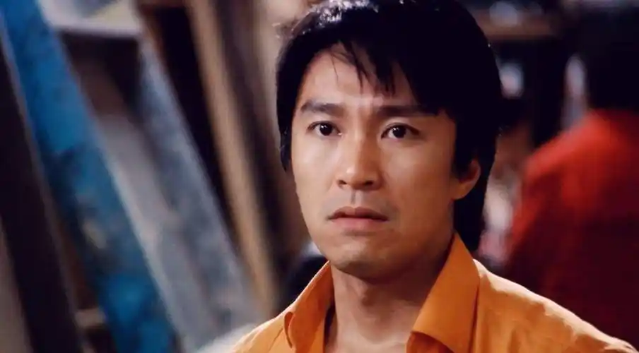 周星驰的第一桶金 周星驰拍的第一个电影是什么