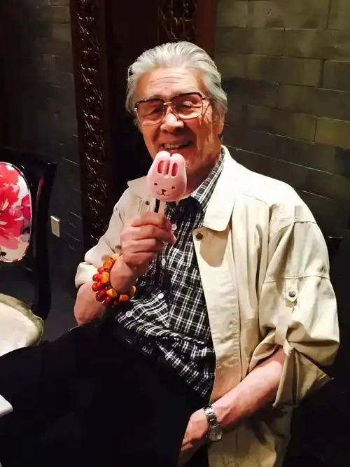 95岁蓝天野仙逝他一直惦记在舞台上创作新的角色