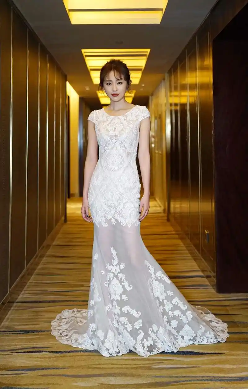 小金锁孙耀琦美照,真是金星闪耀,璀璨无比