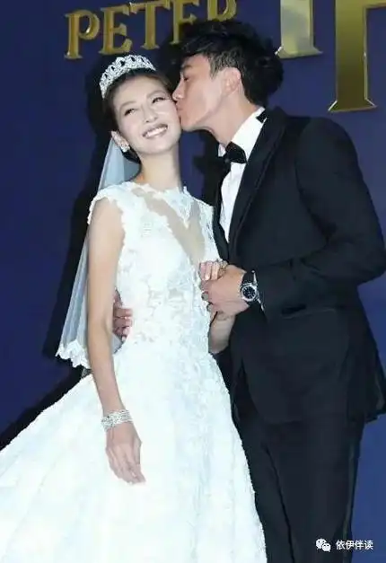 何润东与素人老婆分居16年,如今他生活不能自理,才来横店团聚?