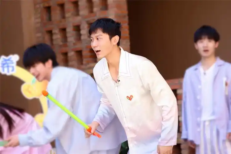 奔跑吧第十季今晚收官