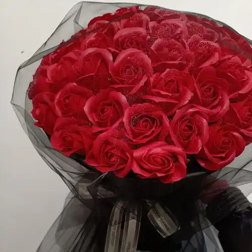 99朵超大玫瑰花束圣诞节情人节送老婆女友闺蜜求婚告白生日礼物