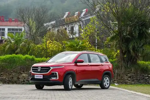 十分舒适实用的七座suv,试驾宝骏530七座版