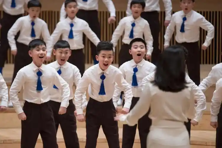 我市少艺校男童合唱团又获全国合唱一等奖_展演