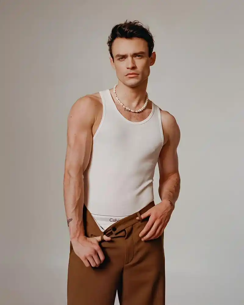 新版绯闻女孩男星thomas doherty#登上《variety》杂志,感觉他有dan的