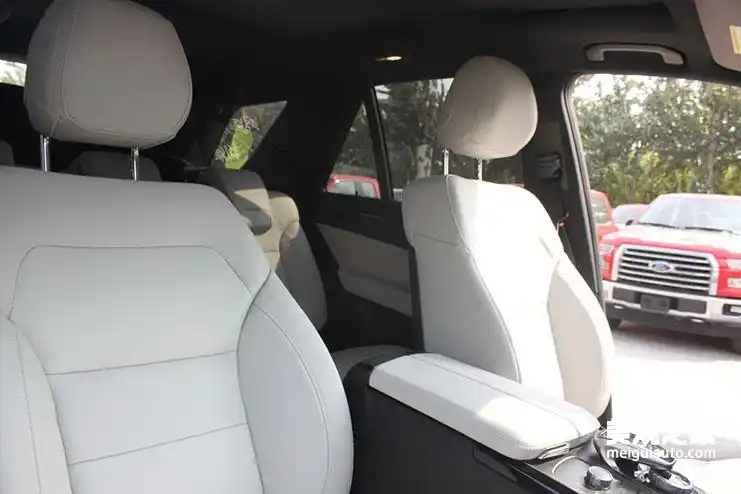 白色内饰2017款奔驰gle43加拿大版天津港现车手续齐95万