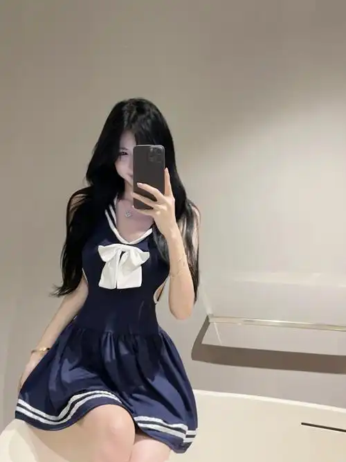 实拍~学院风镂空露腰辣妹时尚纯欲无袖连衣裙女 - 17网