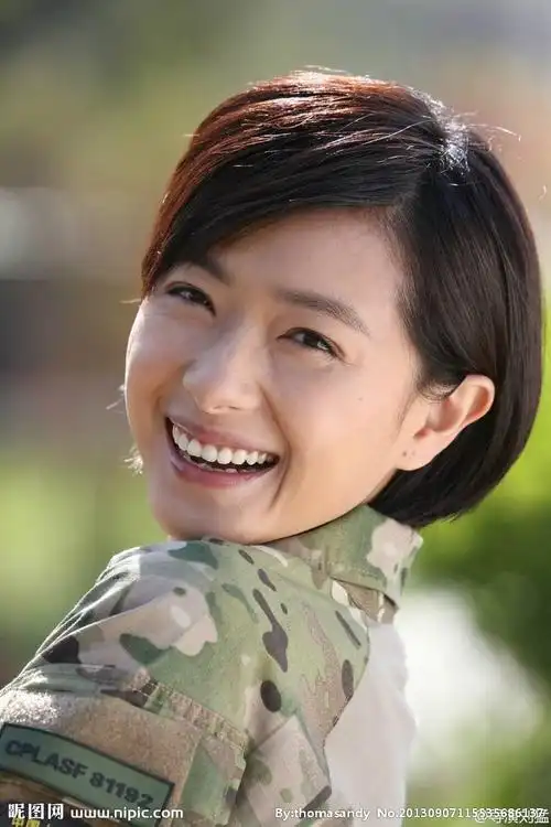 "戏疯子"一一万茜!