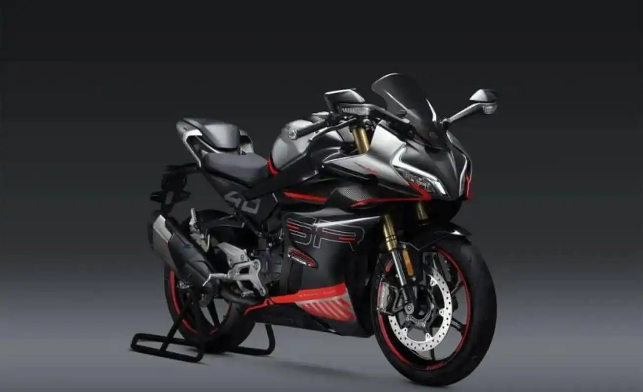 春风摩托车#  春风450sr卖得比川崎忍者400还贵这你能接受吗?