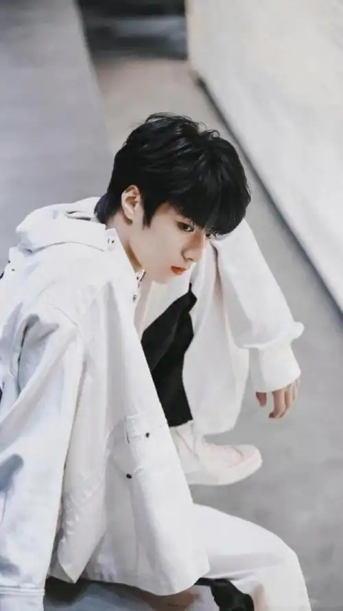 刘耀文超帅高清壁纸 帅气 刘耀文壁纸 最新图片【今日最新推荐】