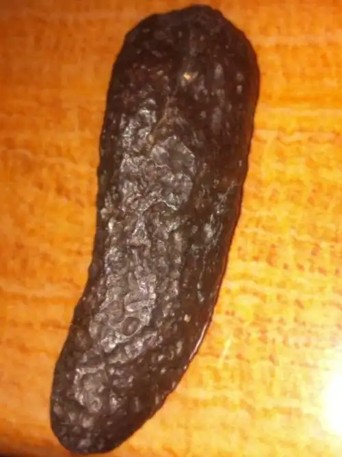 褐色微磁陨石多少钱一克?