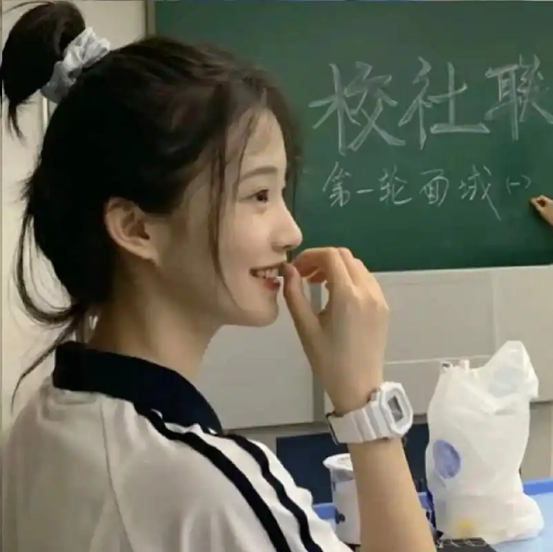 校园风~女生头像78