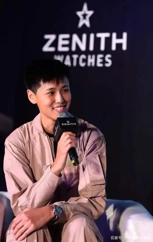 海上女神宋寅:中国第一代女搜救机长,被称为史上最帅女飞行员