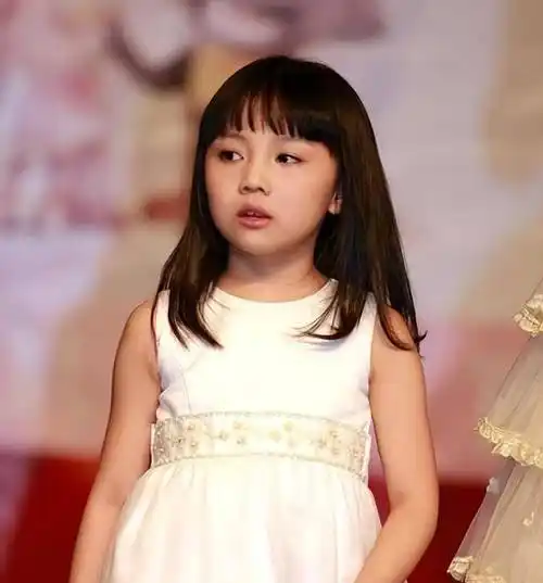 "交换人生"15年后,林妙可杨沛宜之间的差距,一个是天一个是地_开幕式