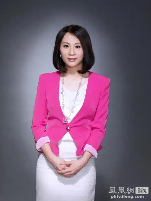 凤凰卫视香港台主播卓丽雯