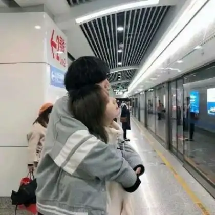 情侣恩爱甜蜜头像双人人生里只有赢和爱着你