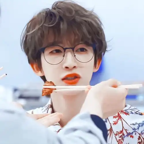 刘宇头像 原截许辄