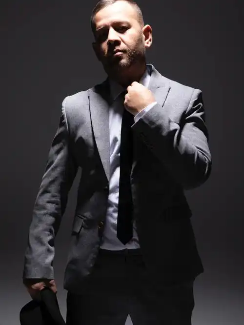 帅气大叔硬汉照