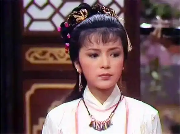 梁家仁的乔峰黄日华的虚竹,还有谢贤汤镇业,这版天龙八部才经典