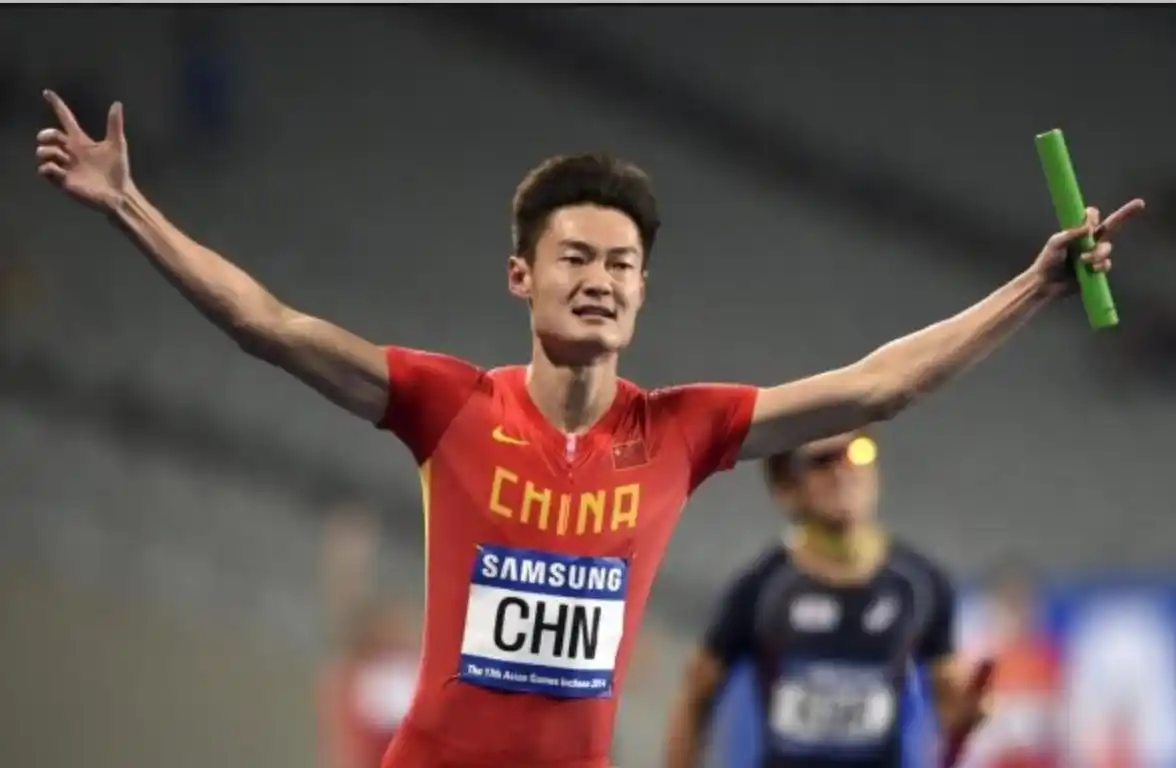 张培萌回应被批极为牵强!名记:公关差评典型案例,可信度很低