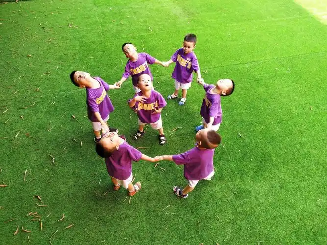 集体摆造型图片大全 10人造型怎么摆?-图片大观-奇异网