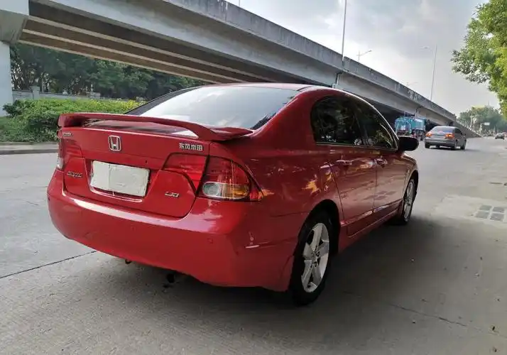 【东莞】2009年4月 本田 思域 2009款 1.8l 自动舒适版 自动档