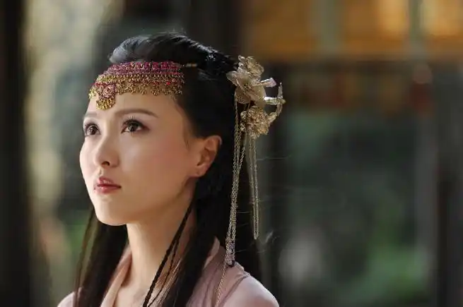 角色单人cut超话#唐嫣#97唐嫣《仙剑奇侠传三》【紫萱】单人柴唐嫣