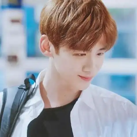 有关白敬亭qq头像