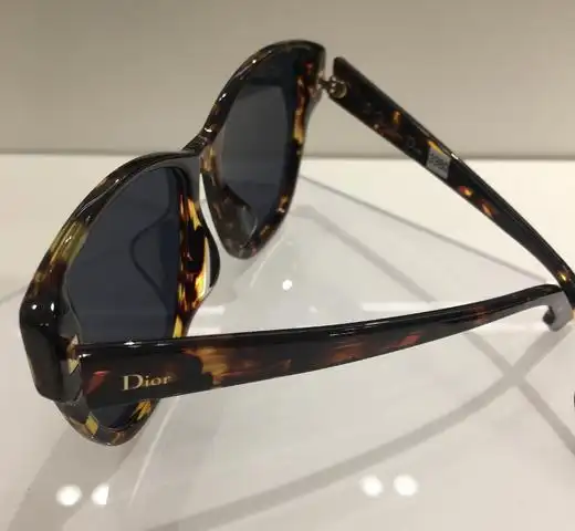 dior迪奥玳瑁色太阳镜