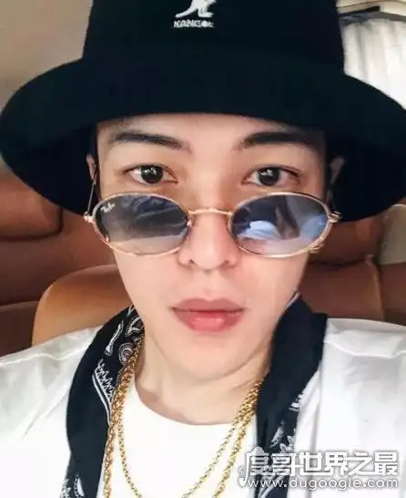 邓紫棋男朋友mark ngai个人资料