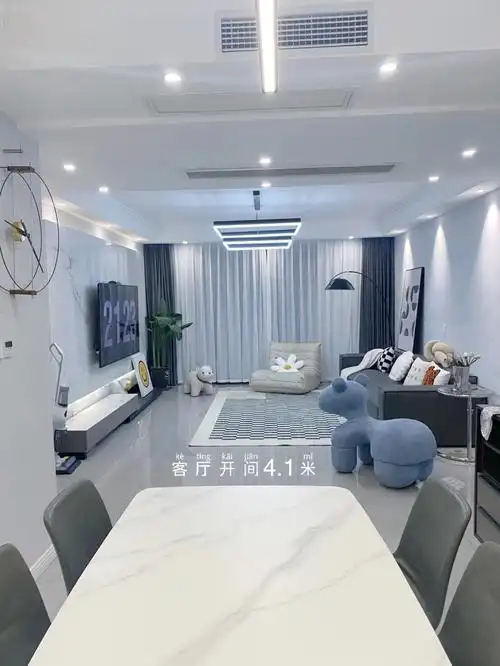 4米,电视背景墙是由四块907015180的仿大理