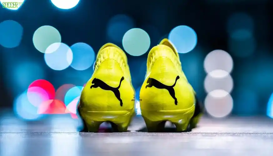 彪马发布future z game on足球鞋