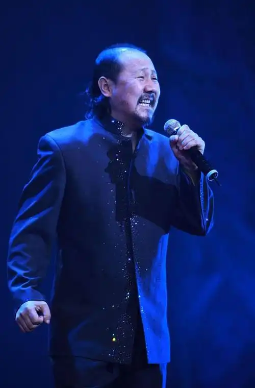 腾格尔资料页_娱乐资料库_新浪娱乐_新浪网