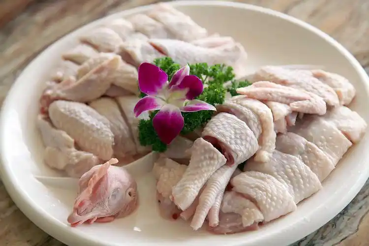 圆润四季椰子鸡主题餐厅